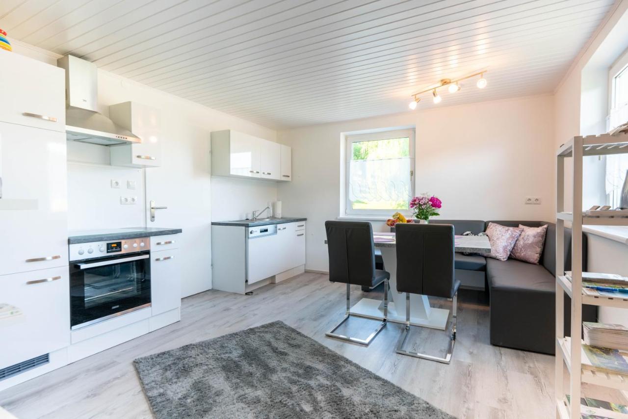 ליוצכאך Ferienhaus Treissmann An Der Weinstrasse מראה חיצוני תמונה