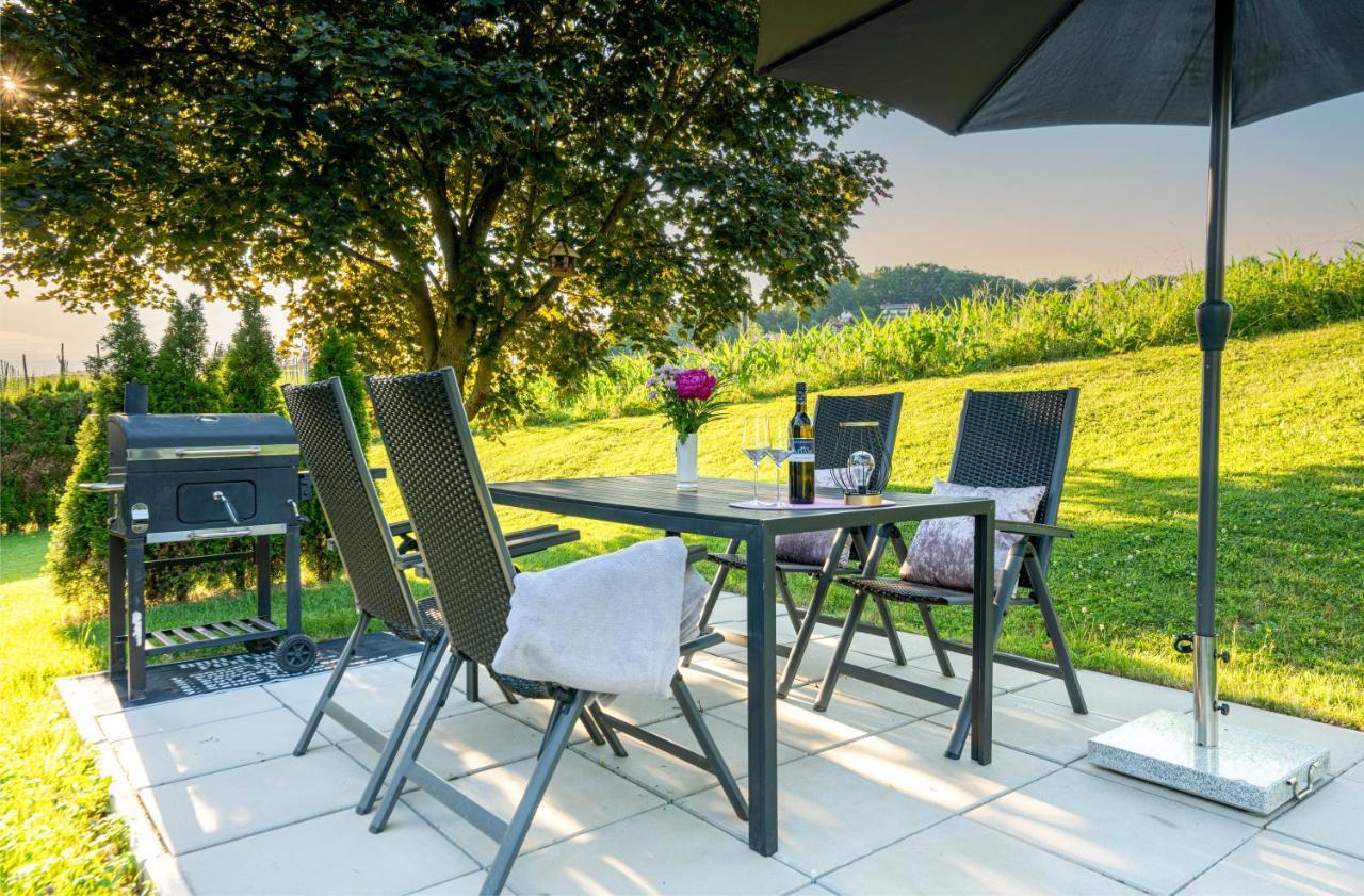 ליוצכאך Ferienhaus Treissmann An Der Weinstrasse מראה חיצוני תמונה